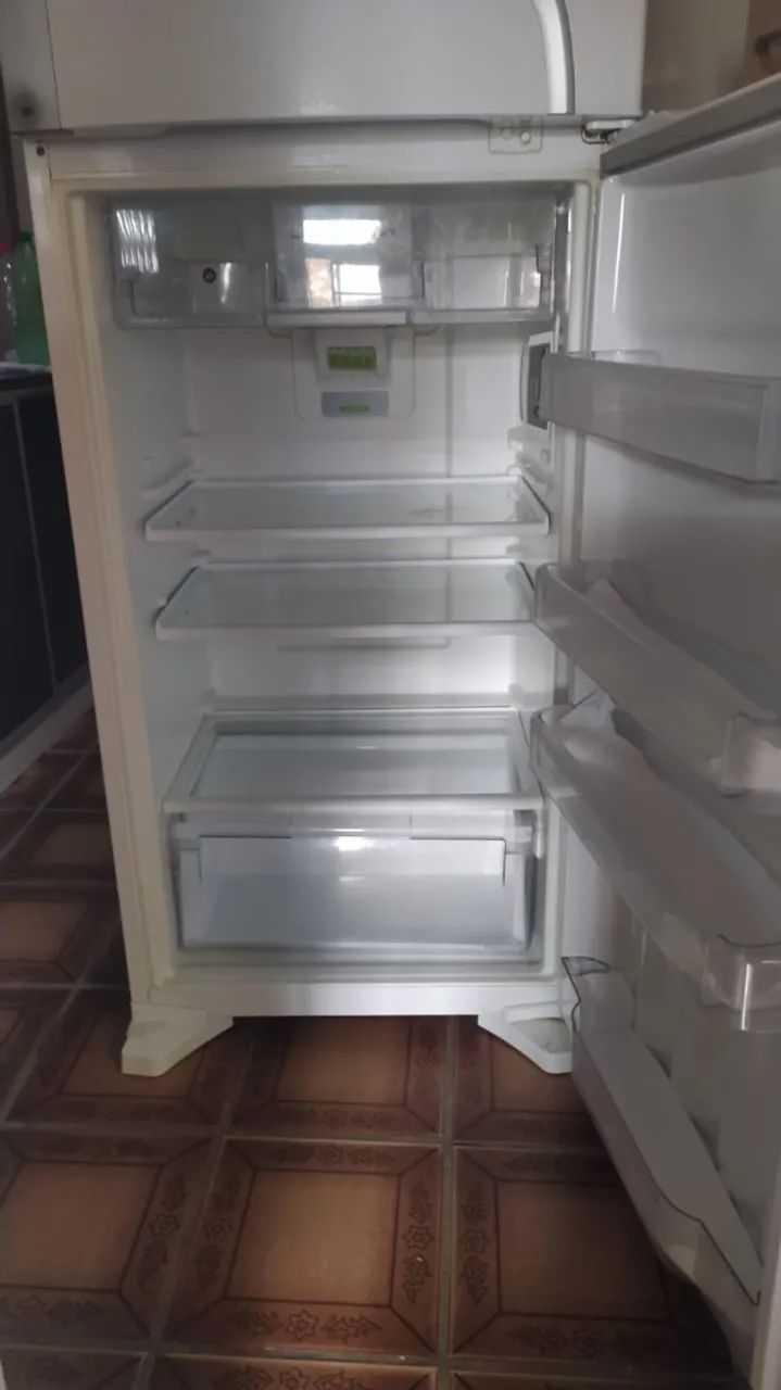 GELADEIRA