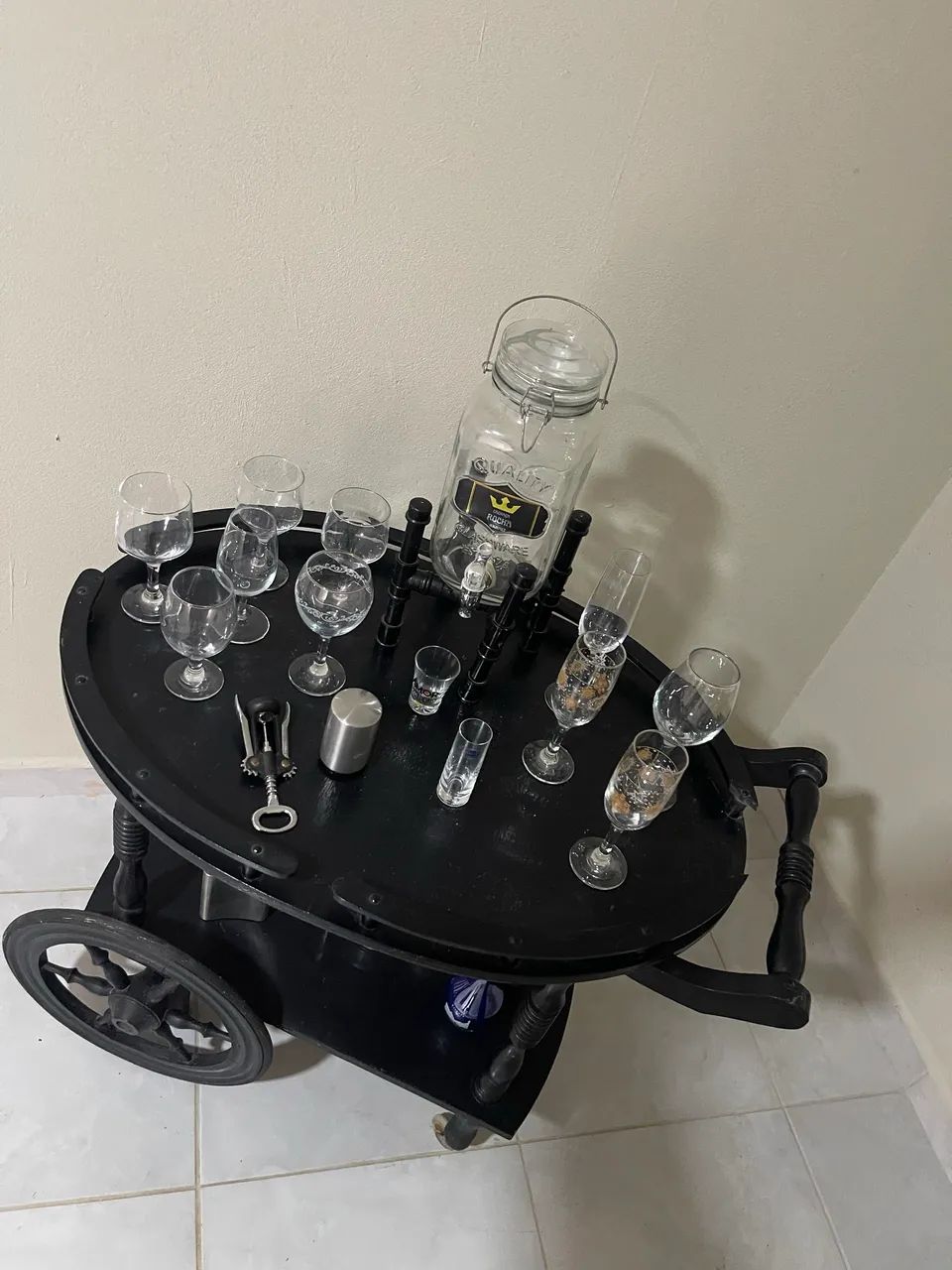 Vendo Esse Barzinho em Madeira - Foto 5