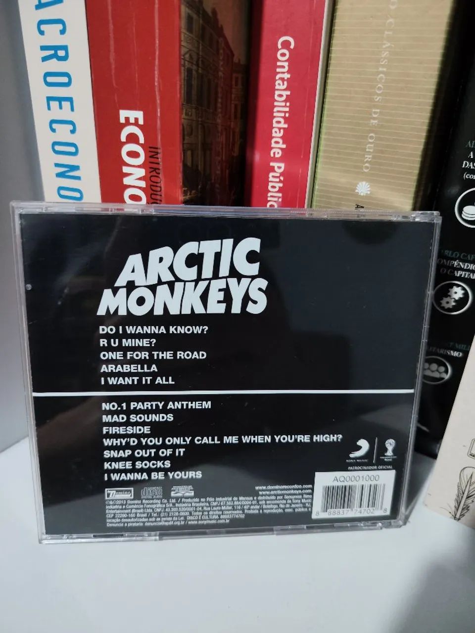 Box Arctic monkeys: AM (cd) e Live in London (DVD) - Foto 2