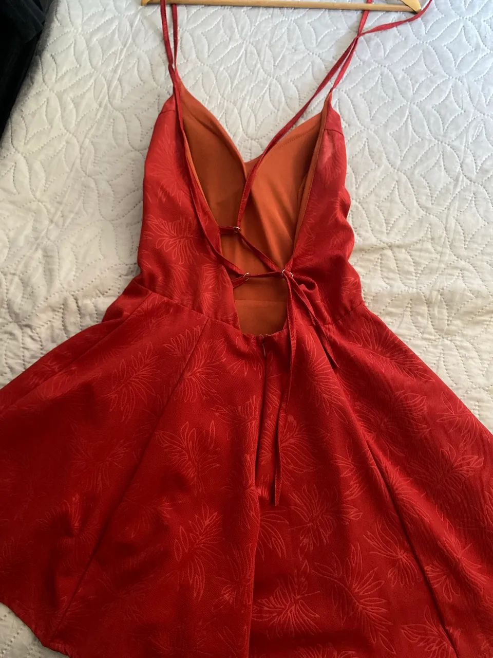 Vestido vermelho short saia  - Foto 2
