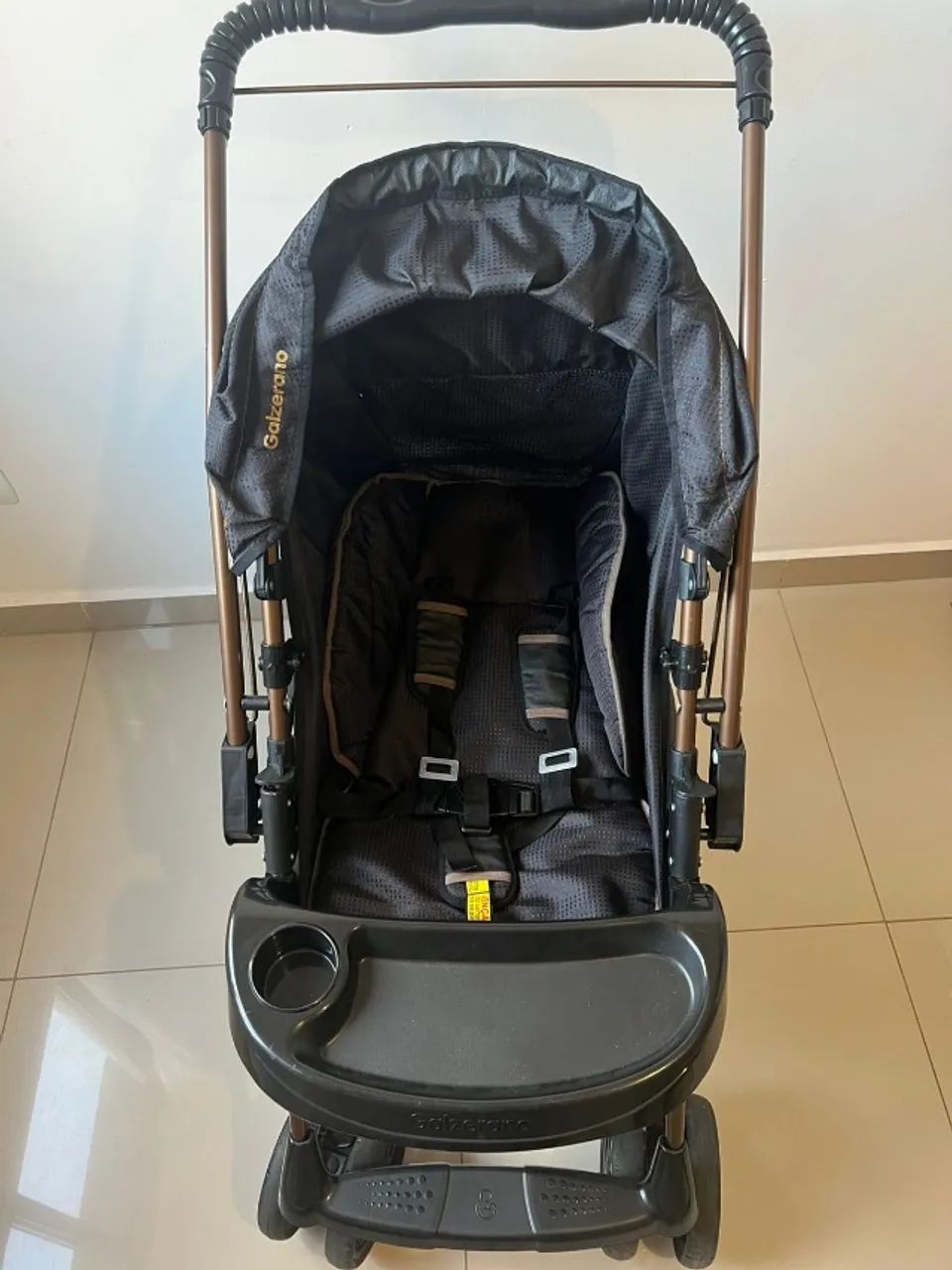 Carrinho de Bebê Passeio Alça Reversível Milano Preto - Galzerano - Foto 2