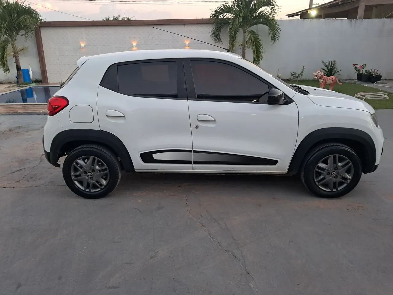 Renault Kwid Intense 1.0 Flex 12V 5P Mec. 2020 - Foto 2