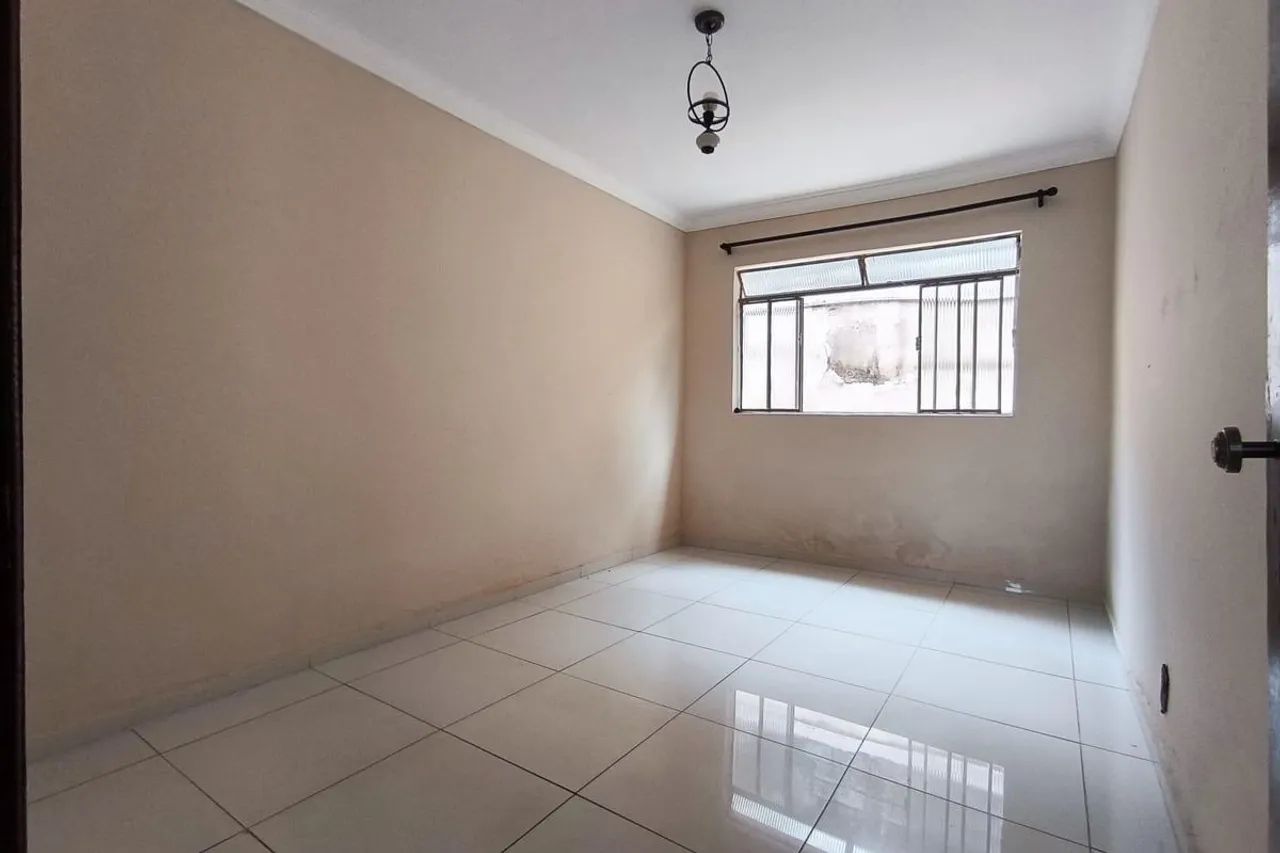Casa à Venda - União, 3 Quartos, 360 m2 - Foto 3