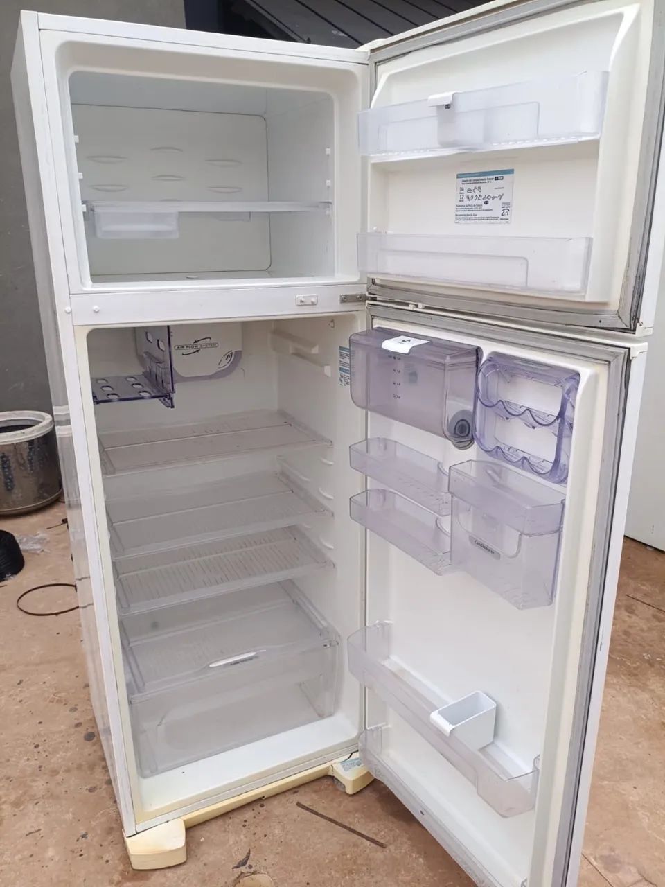 Vendo geladeira  - Foto 4