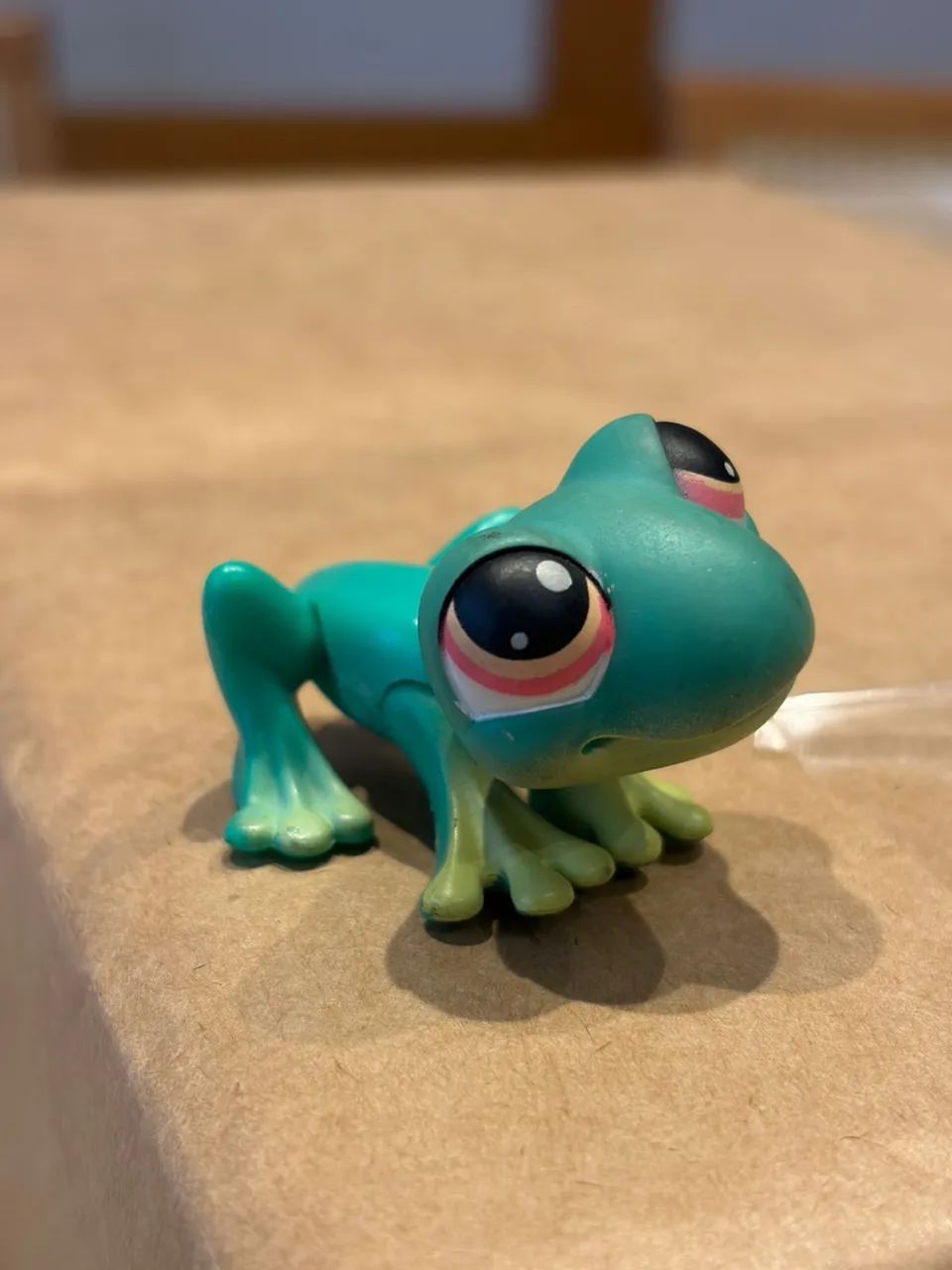 sapo littlest pet shop hasbro #236