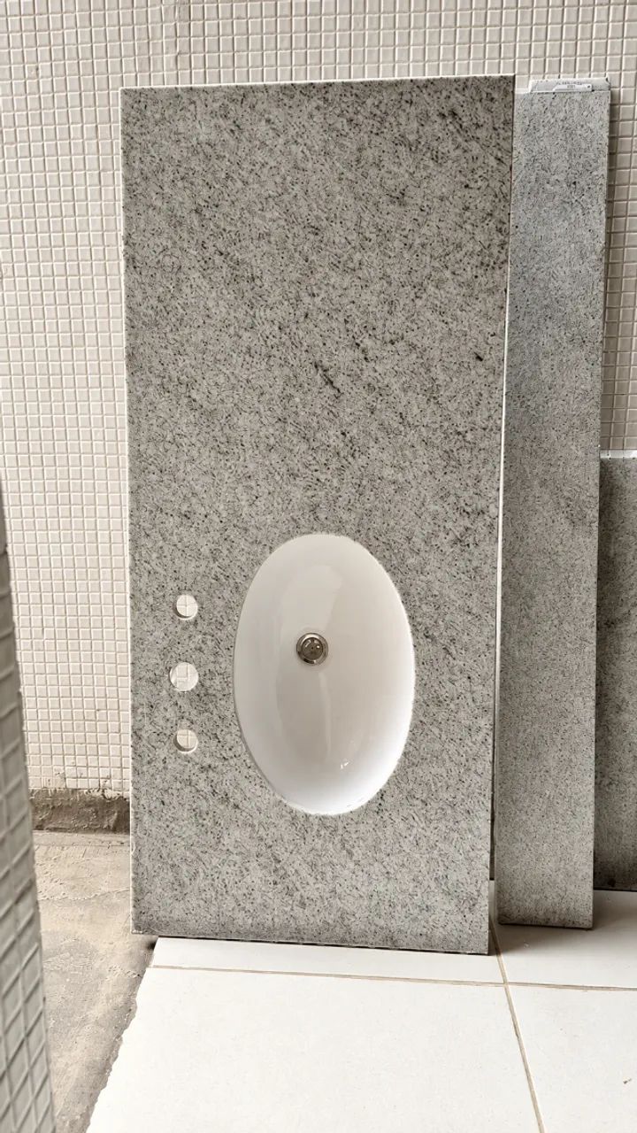 Pia Banheiro 55 x 125cm Granito Itaúnas Nova