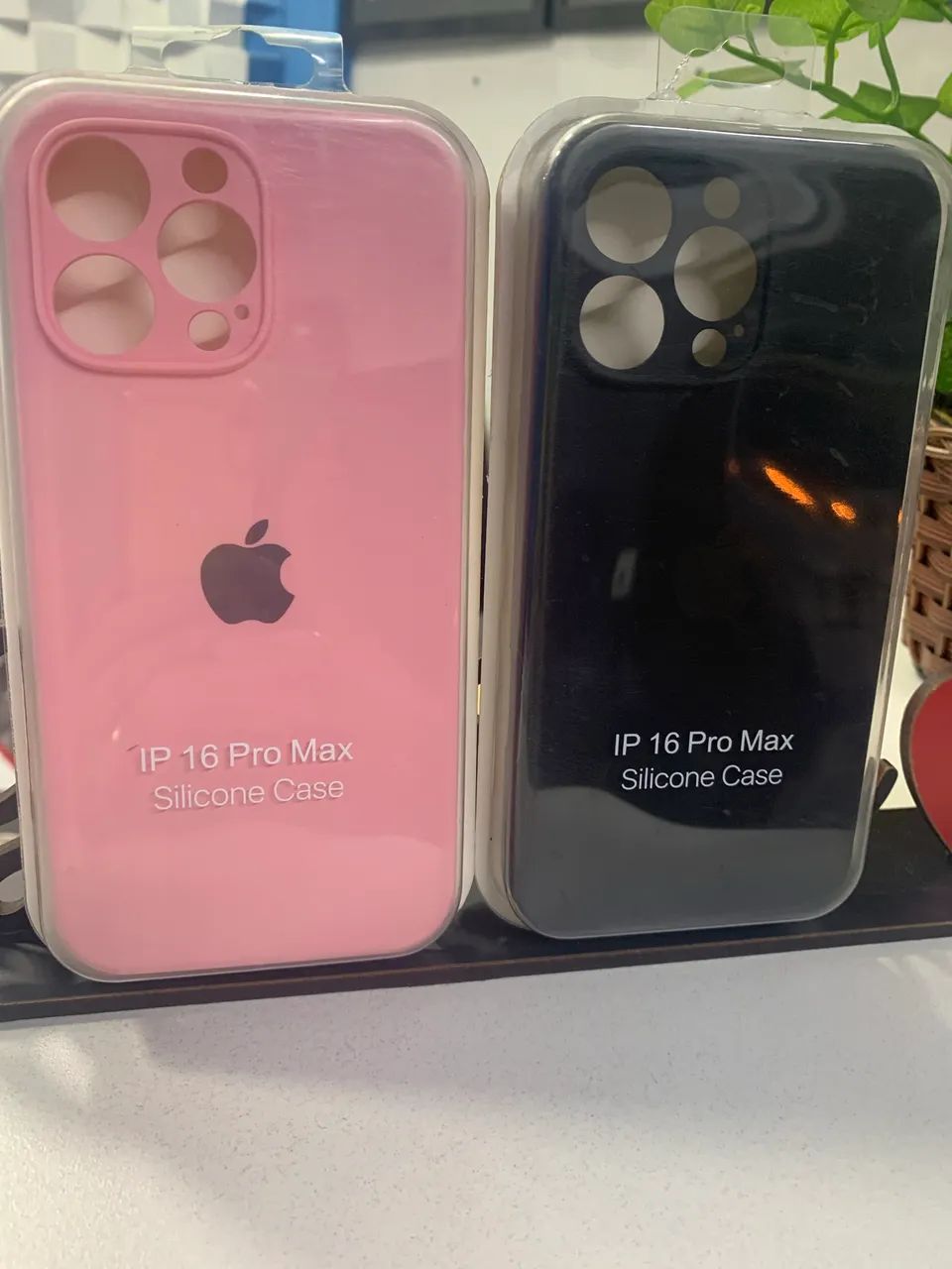 Capinhas 16 pro Max 