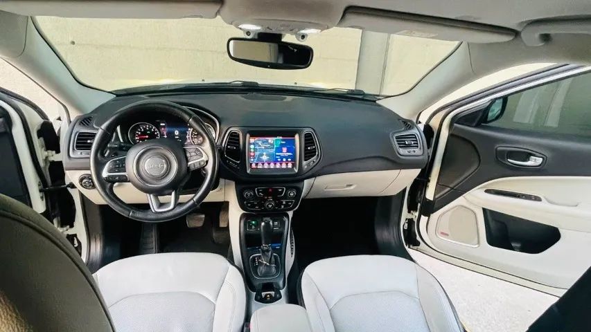 Jeep Compass Longitude 2.0 4X2 Flex 16V Aut. 2018 - Foto 4