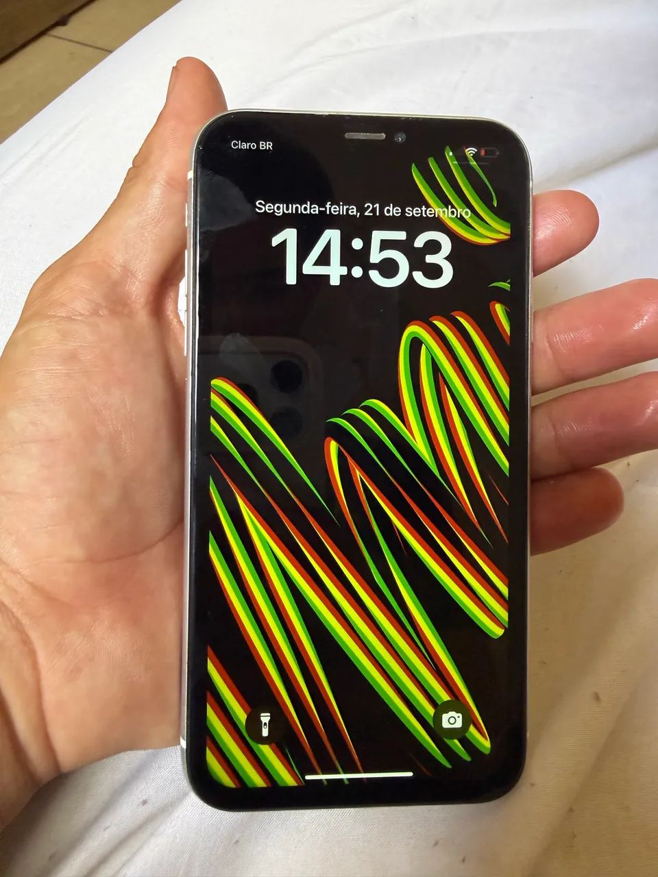 iPhone XR marcas de uso  - Foto 2