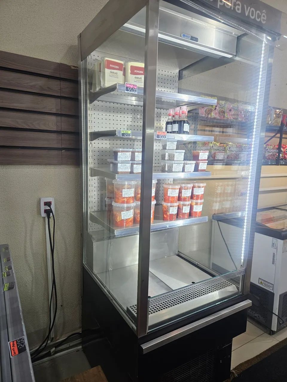 Geladeira expositor vistrine macom