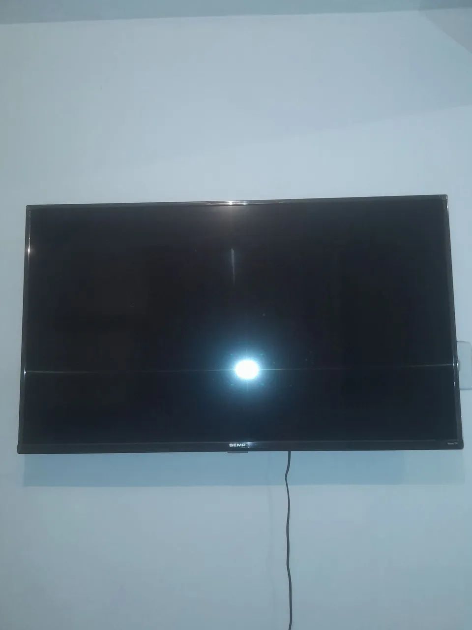 Vendo TV 43 polegadas, em perfeito estado. Semi nova. 1500,00