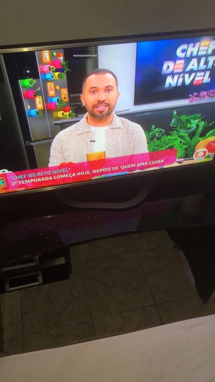 Televisão smart 42 polegadas - Foto 3