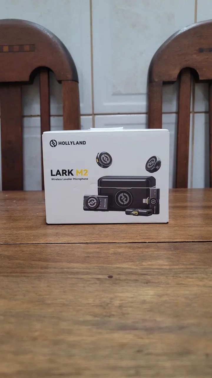 Microfone Lark M2.
