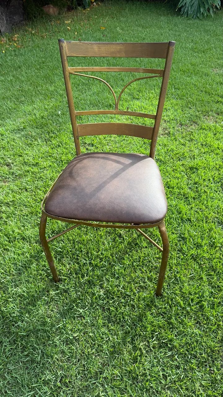 Cadeiras de Ferro - Foto 2