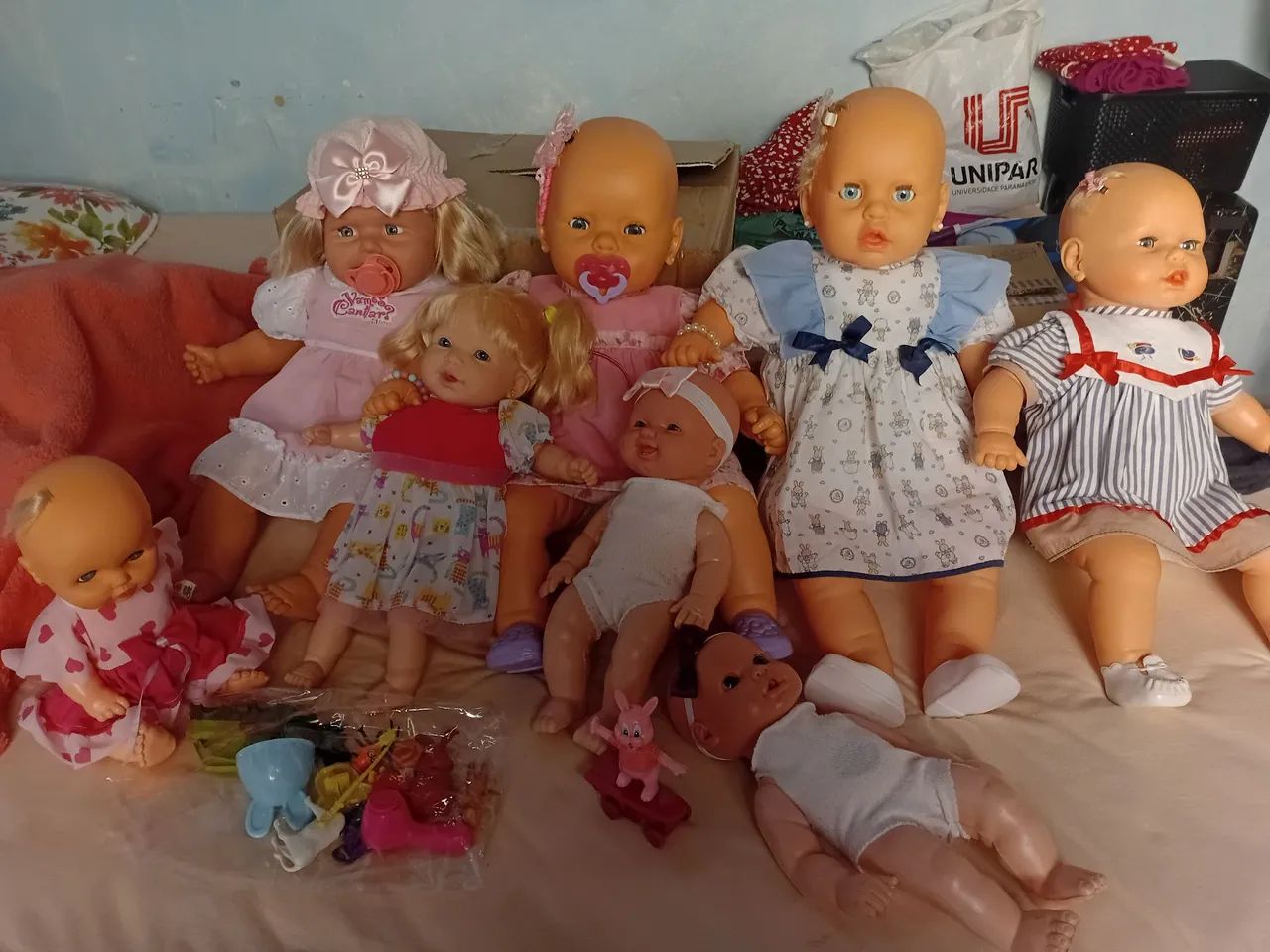 Vendo lote de bonecas 