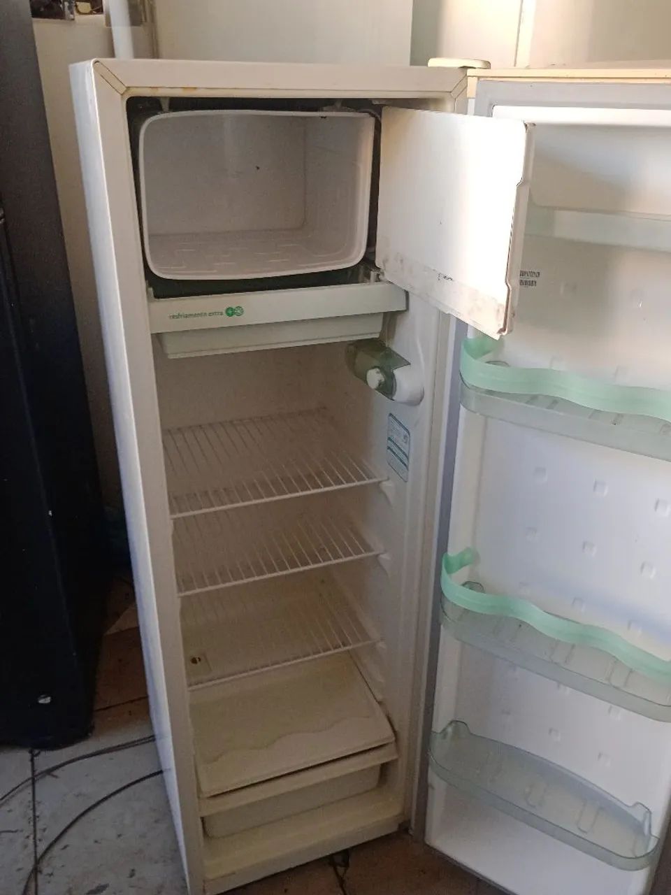 Geladeira Consul 280L funcionando  - Foto 2