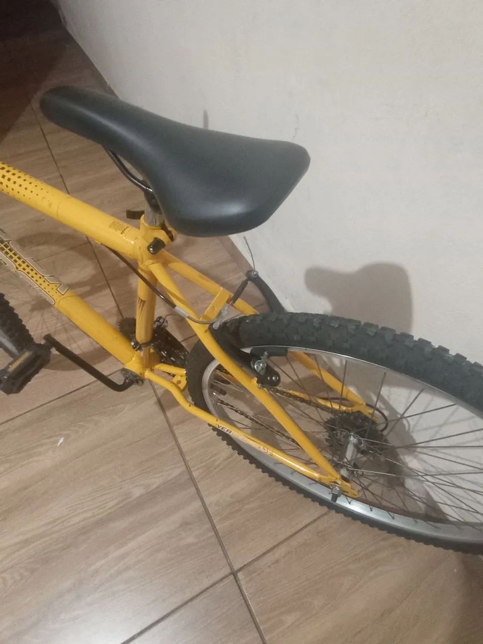 Bicicleta aro 26 semi nova - Foto 4
