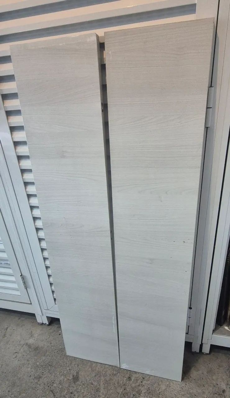 Par de Prateleiras em MDF
