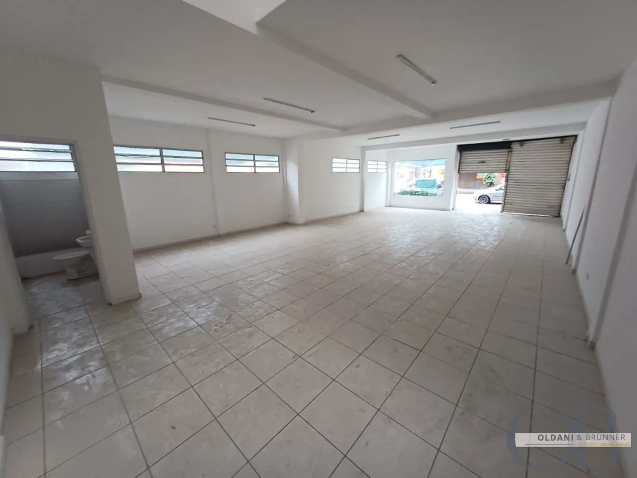PONTO COMERCIAL NA ESTUFA II - Foto 3