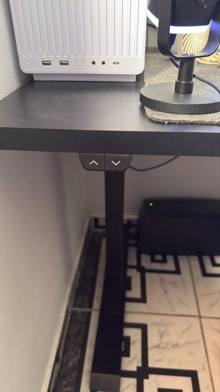 Mesa ergonômica Elements com ajuste de altura  - Foto 2
