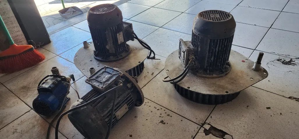 Motores trifásicos 2 a 3 CV para Lava Jato Ducha Car - Funcionando