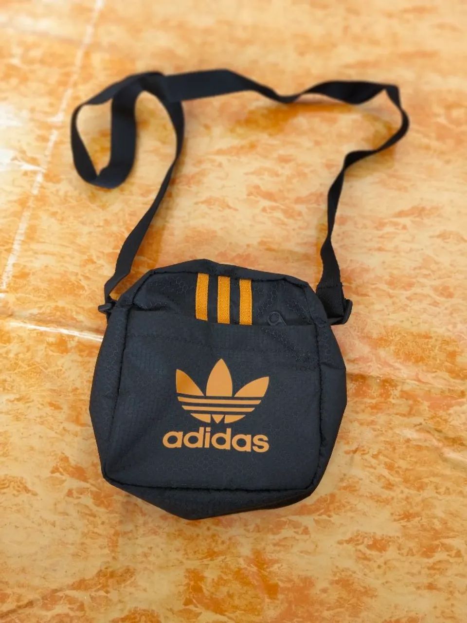 Bolsinhas originais e importados adidas ,Nike e puma  - Foto 3