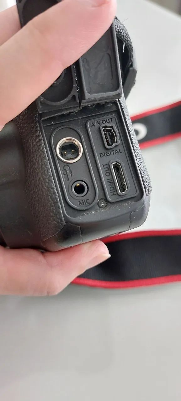 Câmera Canon EOS 6D em Perfeito Estado - Foto 4