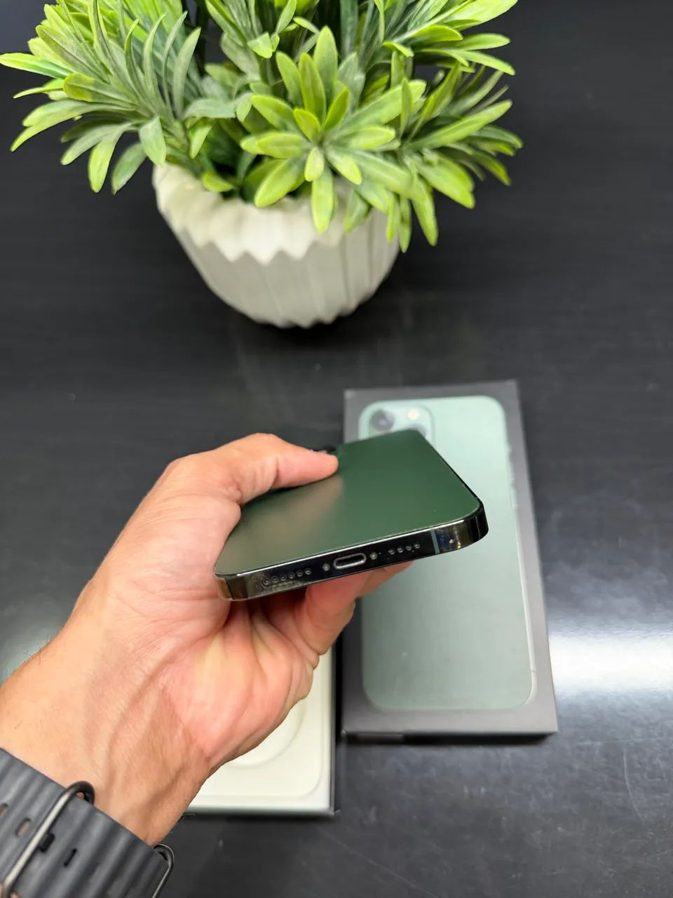 iPhone 13 Pro Max 256GB | Verde | Bateria 77% | Caixa e Cabo Original - Foto 3
