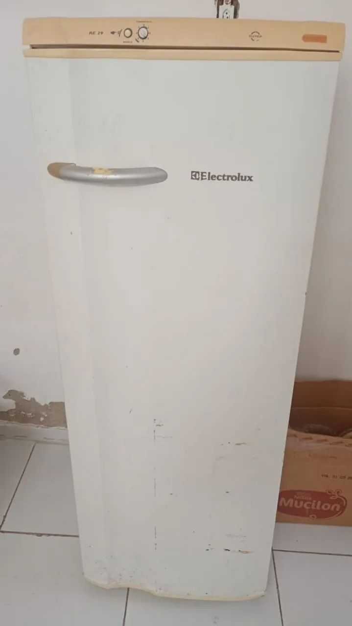 VENDO GELADEIRA 