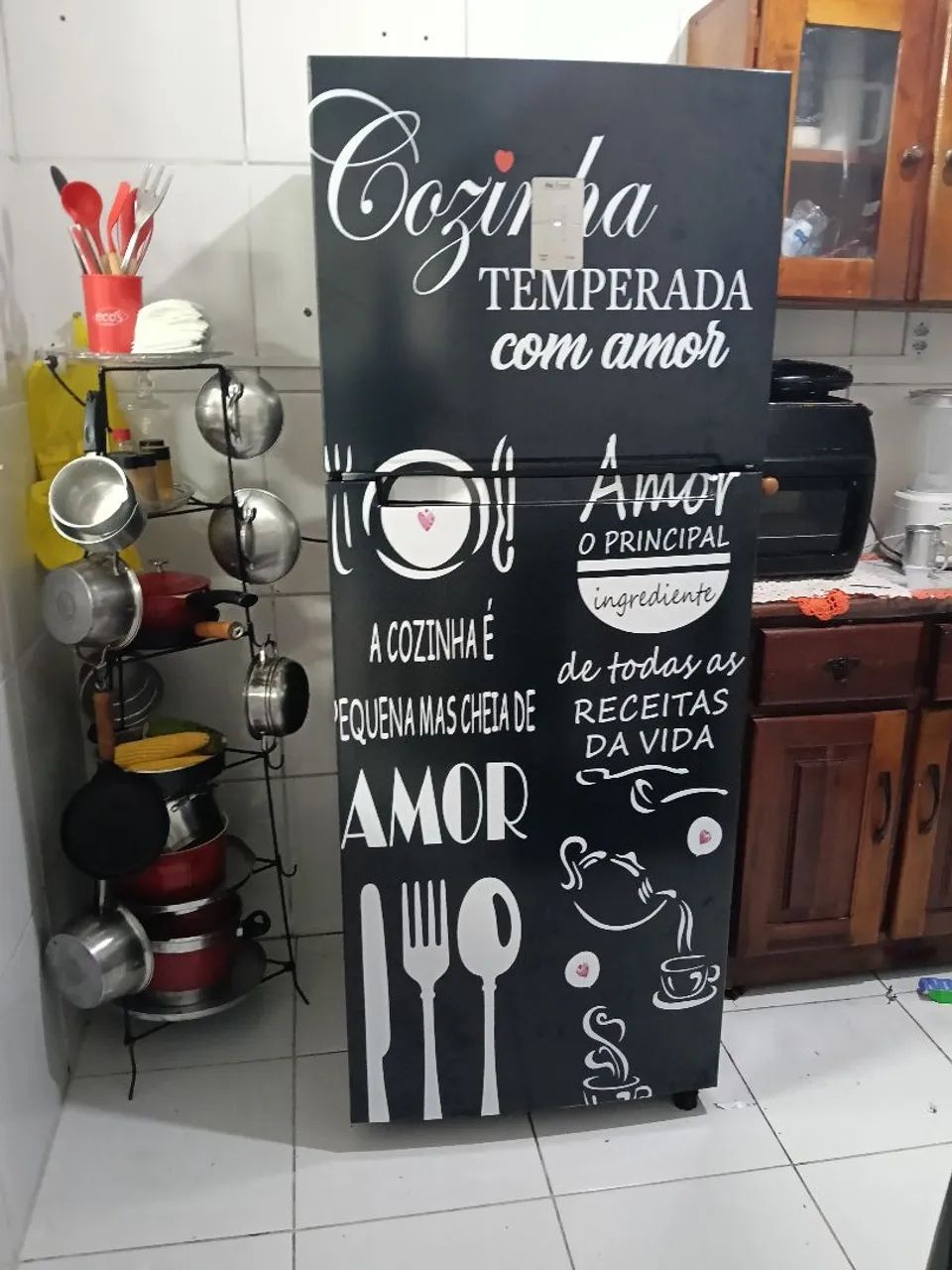 ENVELOPAMENTO E APLICAÇÃO DE PAPEL DE PAREDE - Foto 3