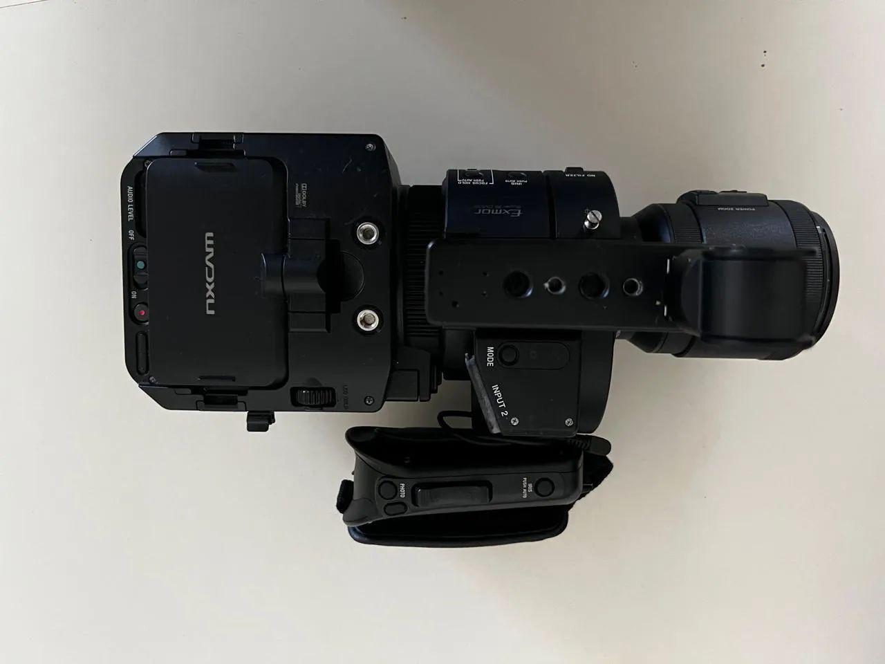 Sony NEX-FS700 