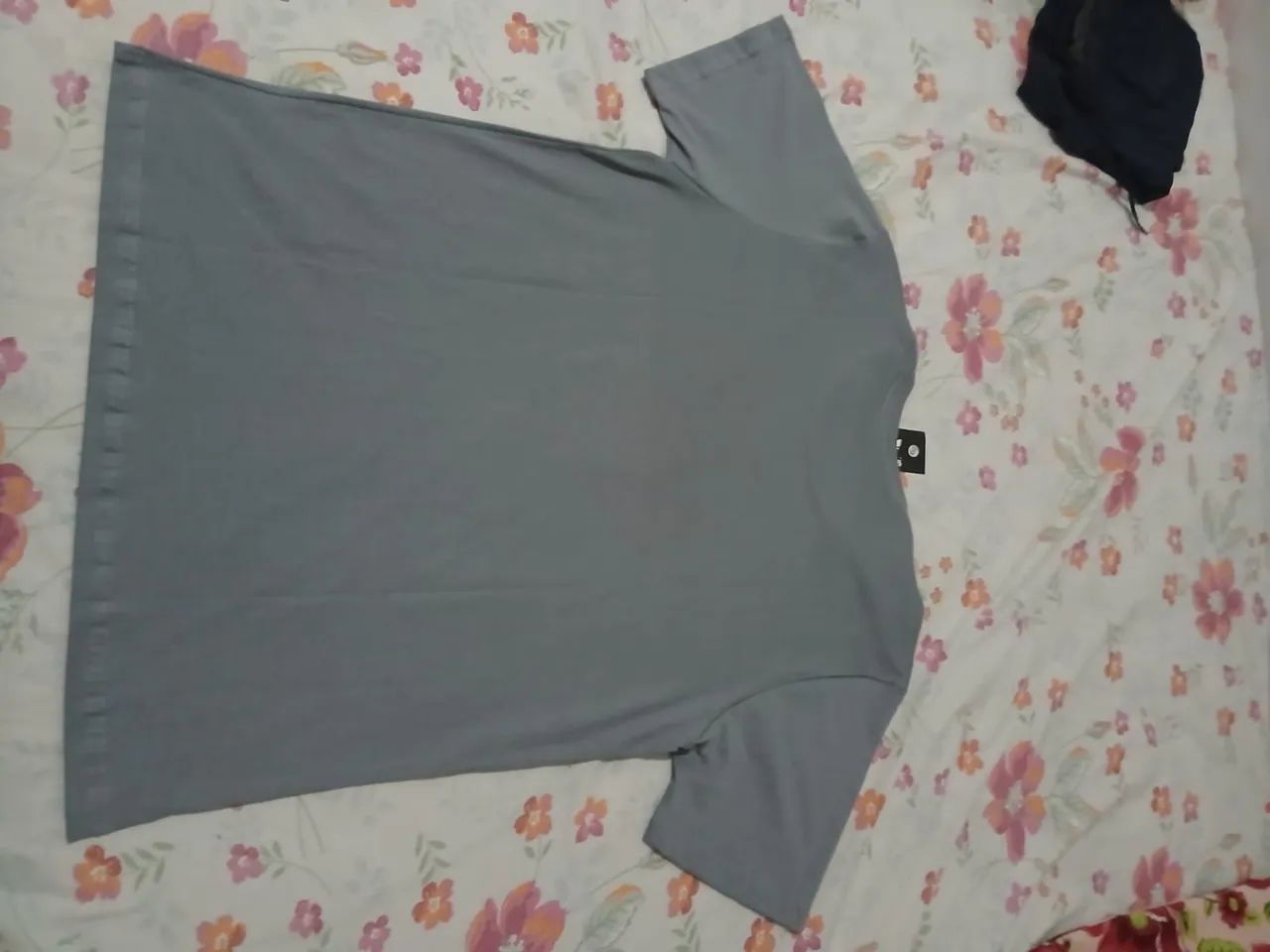 Camiseta cinza Adidas | impecável  - Foto 3