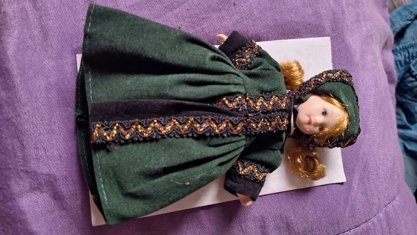  5 Bonecas de porcelana . - Foto 2