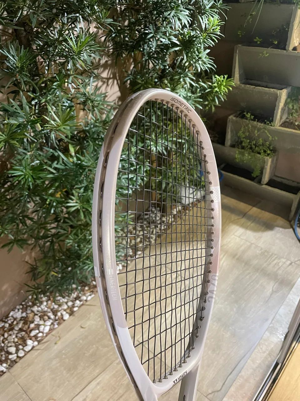 Raquete de tênis yonex vcore 98 sand beige  - Foto 2