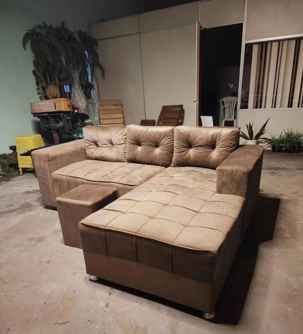 SOFÁ CHEISEE 3 LUGARES PUFF GRÁTIS ? - Foto 3