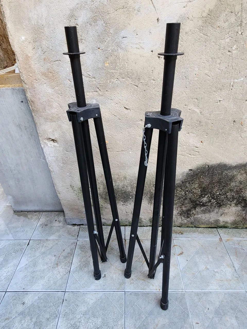 Tripés para caixas de som - Foto 2