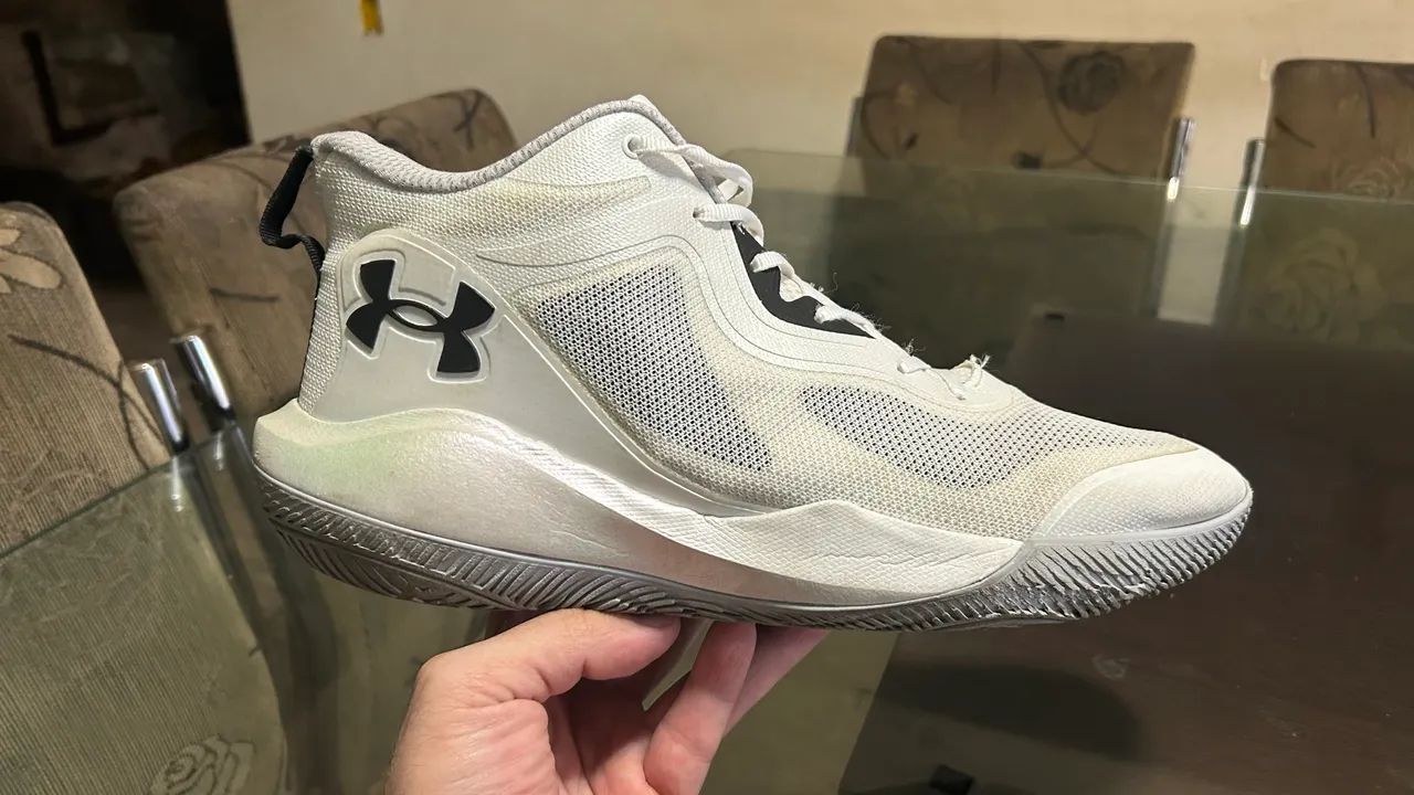 Tênis basquete under armour tamanho 48 - Foto 4