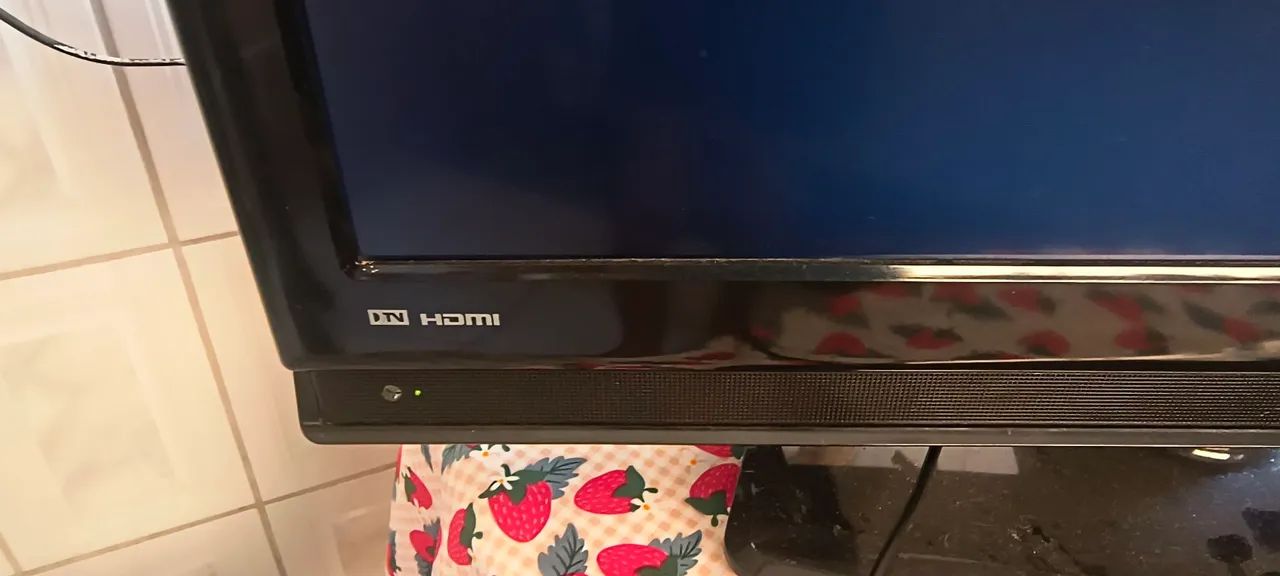 TV semp Toshiba 32 polegadas,tela LCD 1366x768 HD - Foto 5