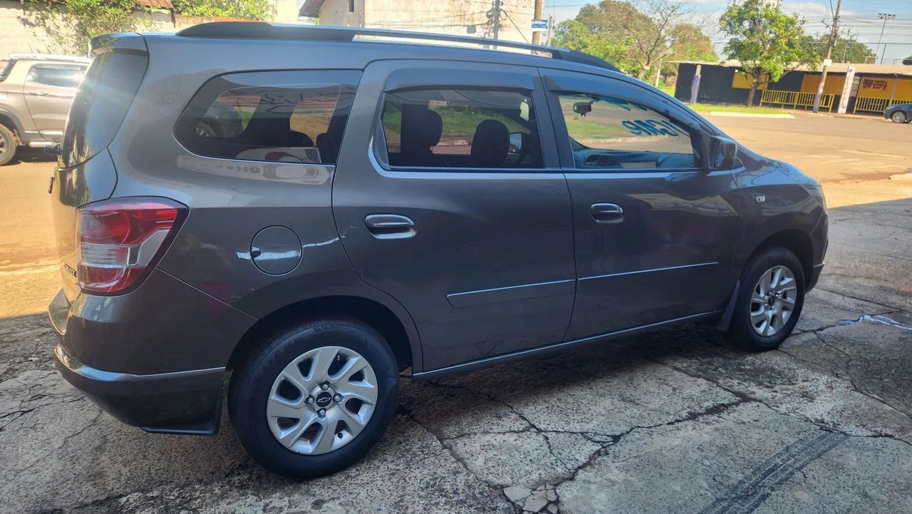 Chevrolet Spin 1.8 8V ECONO.FLEX 5P AUT. 2014