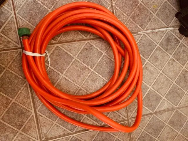 Lavadora de alta pressão Karcher - Foto 3