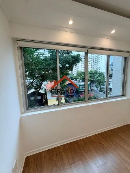 Apartamento reformado com 02 dormitórios, 01 Wc e 01 Vaga. - Foto 5