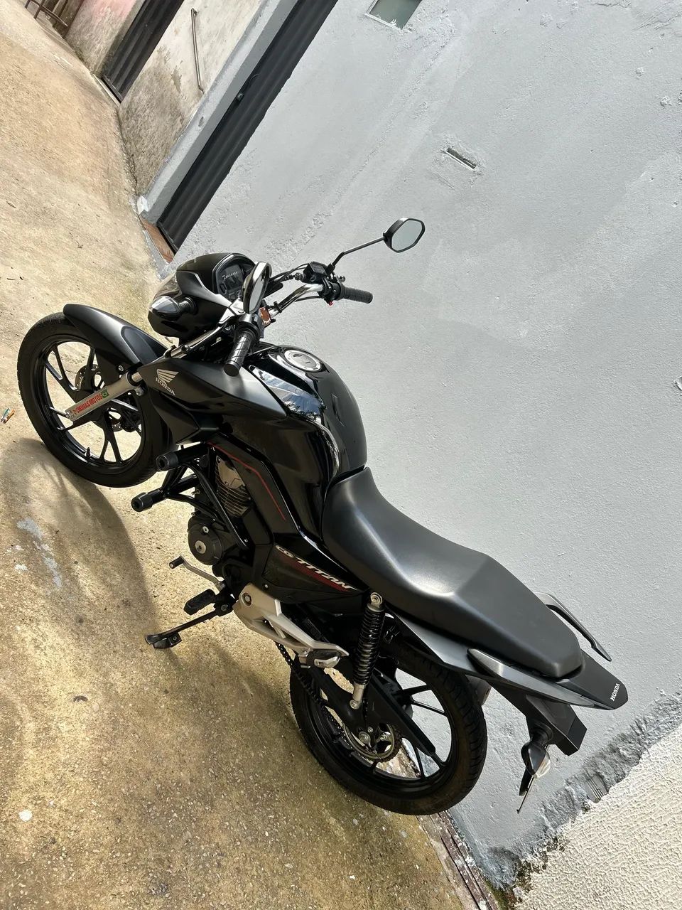 Titan 160 flex preta 