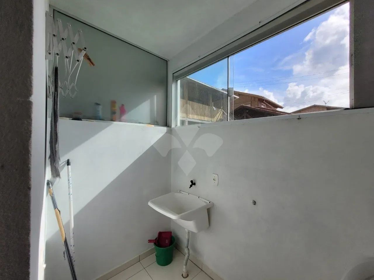 Prédio residencial/pousada com 8 apartamento na Praia do Rosa em Imbituba - SC - Foto 5