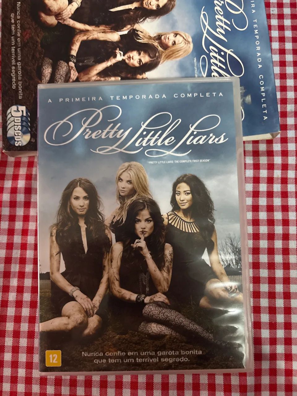 Pretty Little Liars - 1° Temporada Completa - Foto 3