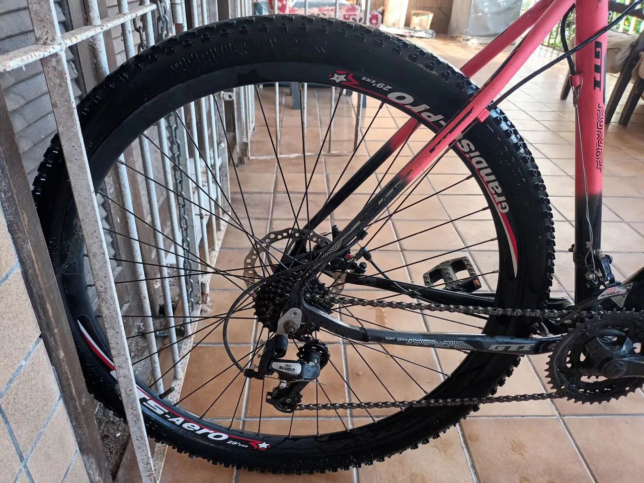 Bicicleta aro 29 - Foto 5