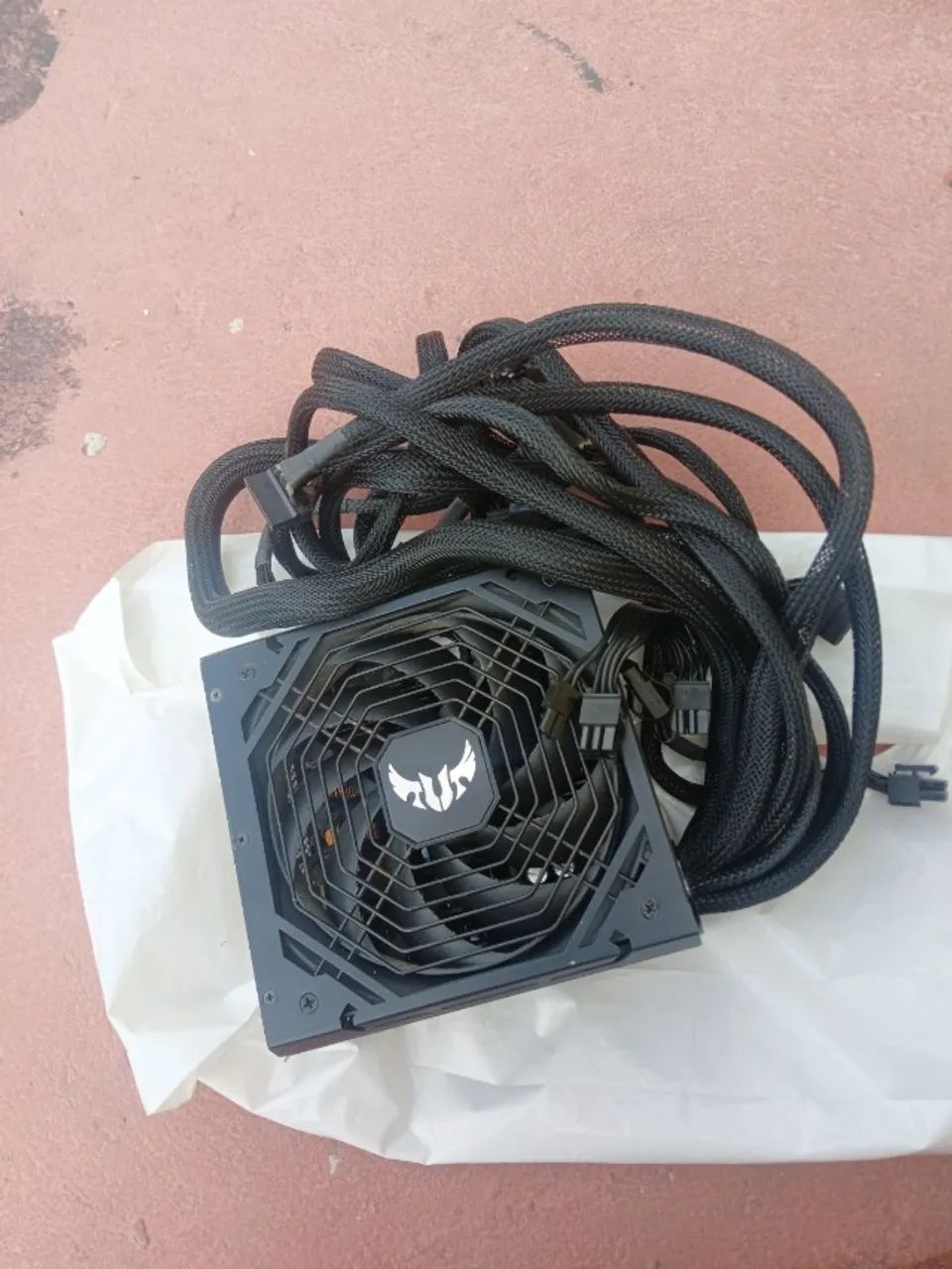 Fonte Asus 650w Tuf Gaming - Foto 3