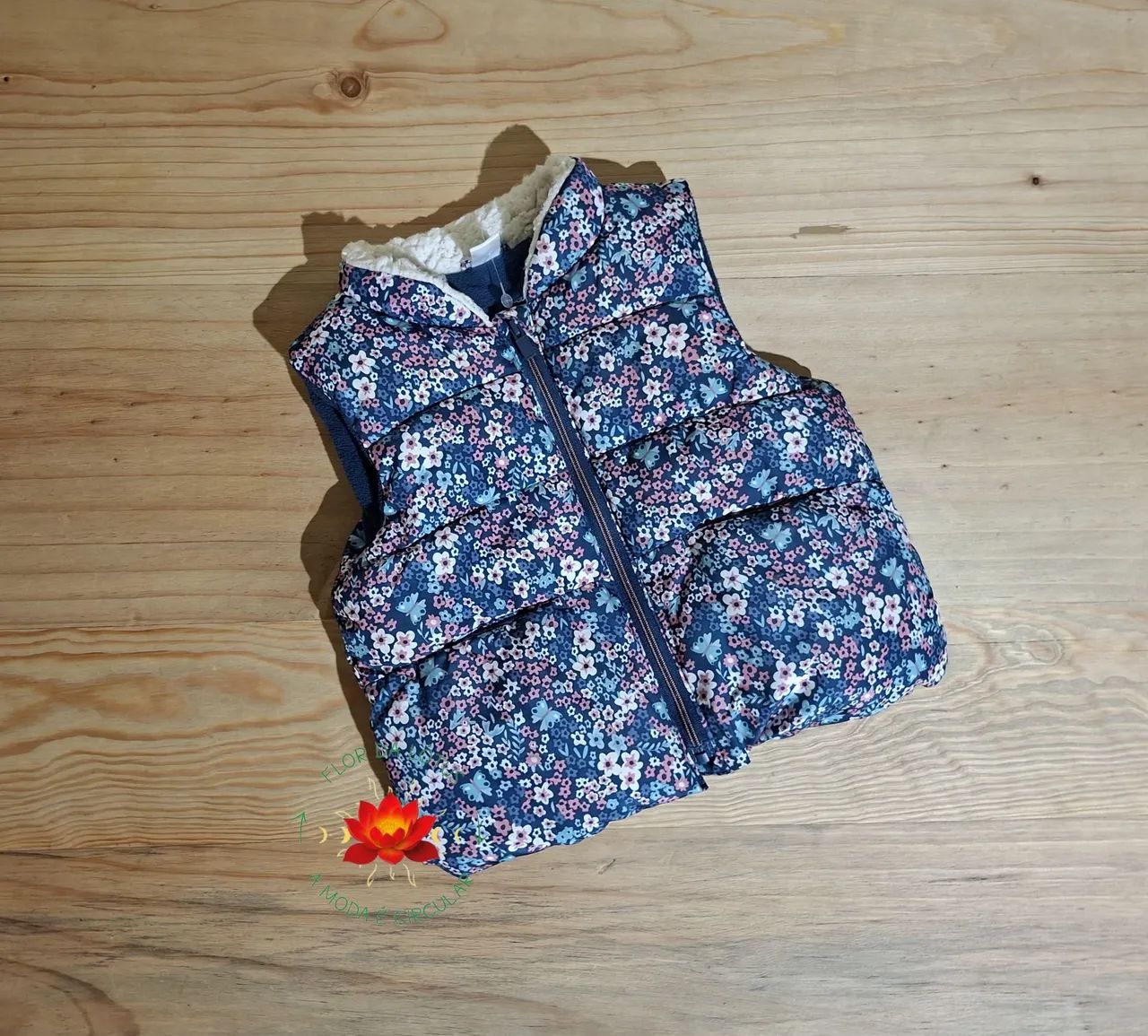 Colete Floral Puffer Infantil Tam.1 - Foto 2