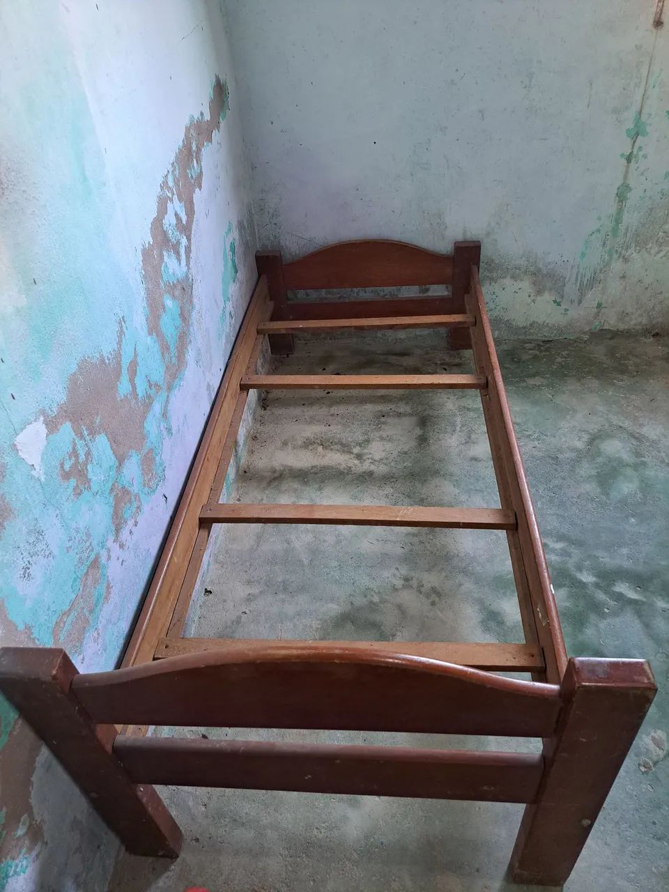 Vende-se  cama 