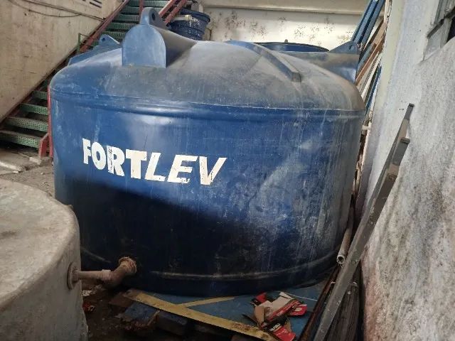 Caixa d'água 5000 litros fortlev usada precisei desinstalar ela por conta que comprei outr - Foto 4