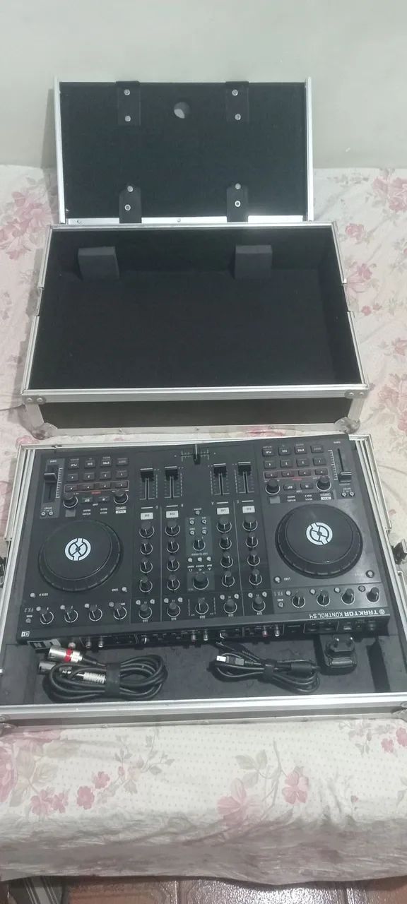Mesa de som traktor kontrol s4 - Foto 5